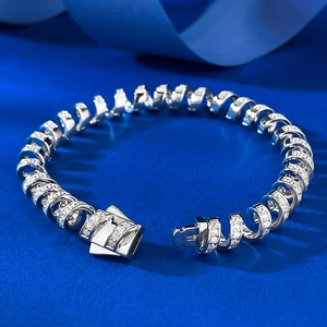 Bracelet spirale luxueux en argent sterling S925 avec pavé de diamants et fermoir sécurisé