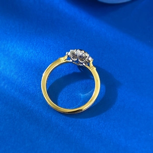 Macro shot of 4.0mm blue sunflower S925 silver ring with two-tone gold plating detail