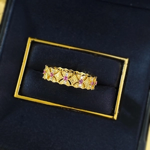 Lace-patterned S925 silver ring with pink gems and diamonds in a velvet gift box