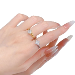 Minimalist S925 silver rings with square cubic zirconia in gold and silver finish