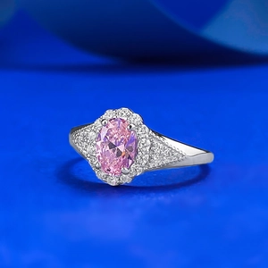 Exquisite S925 sterling silver ring with oval pink diamond and halo pavé setting