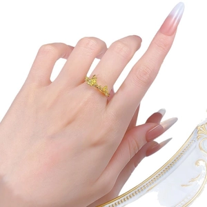 Minimalistischer S925 Silberring vergoldet mit Pflaumenblüten und Schmetterling