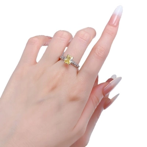 S925 silver fashion ring with 6x8mm rectangular yellow gem on model hand
