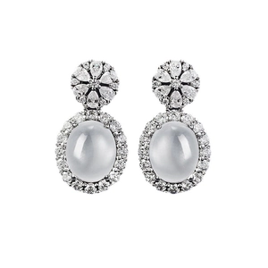 Elegante S925 Silber Ohrhänger mit ovalen Mondstein-Cabochons und floralen Steckern