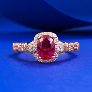 Luxury 925 Sterling Silver Ring With Oval Red Rhinestone Halo Geometric Vintage Finger Ring For Women Party Jewelry Gift