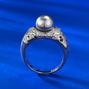 Luxurious S925 silver ring featuring 8mm grey pearl and sparkling pave zircon setting