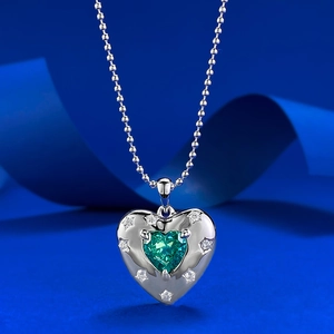 Lussuosa Collana Con Ciondolo a Cuore in Argento Sterling 925 per Donna Pietra a Cuore Colore Paraiba Verde Con Accenti di Strass