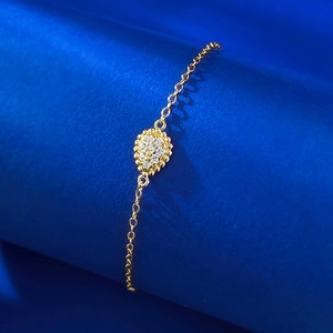 Bracciale bohémien in argento S925 con goccia e cristalli pavé finitura oro