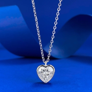 Collana con Ciondolo a Cuore in Argento Sterling 925 Lucido Strass Intarsiato Fascino a Forma di Cuore Gioielli da Donna