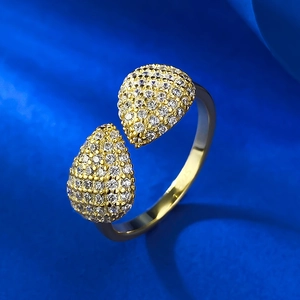 Lussuoso anello bohémien in argento S925 dorato con zirconi a forma di goccia d'acqua