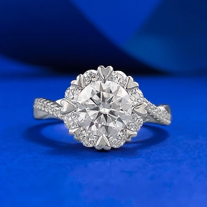 Luxury 1ct Round Moissanite Ring S925 Sterling Silver Heart Claws Twisted Band Ring For Women With GRA Certificate Wedding Jewelry