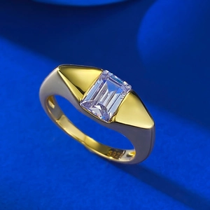 Minimalist S925 silver ring with rectangle cut purple zirconia on blue background