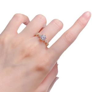 Bague élégante en argent S925 dorée au champagne avec zircon cubique rond étincelant