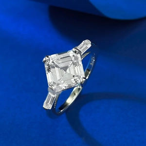 Macro shot of S925 silver ring featuring an Asscher-cut 8x8mm sparkling white gemstone