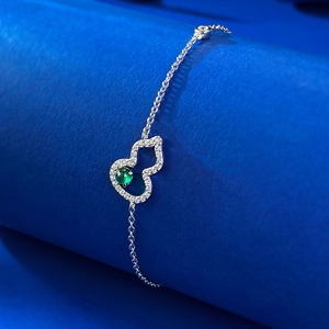 Exquisite S925 silver Wu Lou bracelet with sparkling zircons and green emerald gemstone