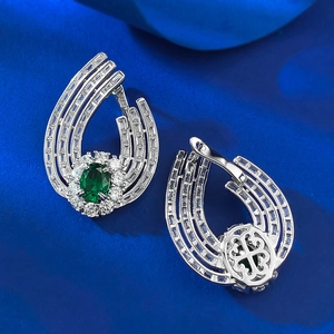 Boucles d'oreilles luxe en argent S925 avec pierre verte ovale et zircons brillants