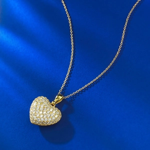 S925 silver gold-plated heart necklace featuring a full sparkling cubic zirconia inlay