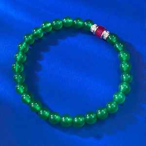 Elegant S925 silver beaded bracelet with translucent green agate and red gemstone center