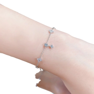 Bracelet pampilles en argent S925 avec breloques florales scintillantes et diamants pavés