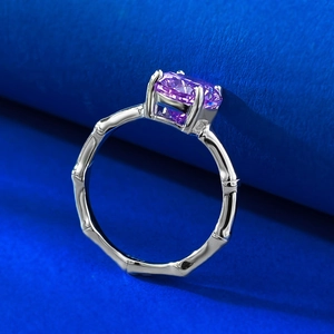 Bague élégante en argent S925 style bambou avec une pierre ovale violet lavande