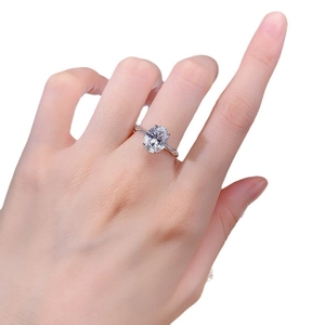 S925 silver ring with large oval cut white gemstone and bamboo texture band
