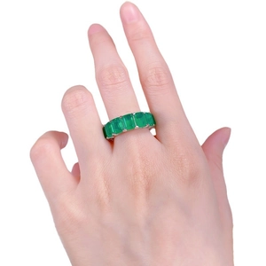Classic 925 silver ring featuring emerald-cut green gemstones in a half-loop setting