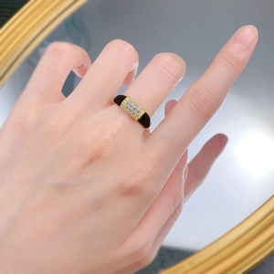 Bague vintage en argent 925 doré avec émail agate noire et cristaux de zircon brillants