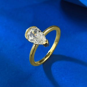 Elegant gold pear-cut 6x9mm radiant water drop diamond ring for women daily wear