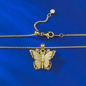 Collier avec pendentif papillon en argent S925 avec diamants pavés et chaîne réglable