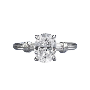 Luxurious S925 silver oval solitaire ring with vintage relief band and four-prong setting