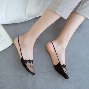 Black seamless ice silk low-cut invisible liner socks with lace floral detail and heel strap
