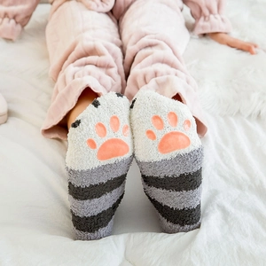 Chaussettes de nuit en polaire corail patte de chat avec semelle antidérapante rose