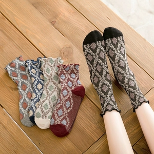 Women Vintage Argyle Cotton Crew Socks Japanese Style Ruffle Cuff Jacquard Pattern Mid Tube Socks For Autumn Winter