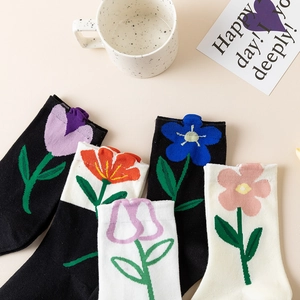Creative casual cotton crew socks with vibrant 3D floral prints in black and beige colors