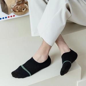Men's cotton low-cut ankle socks in black with a stylish green stripe detail
