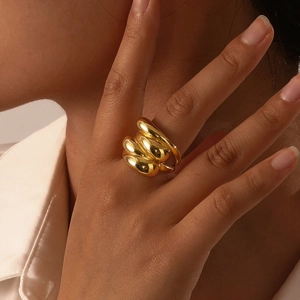 Chic multi-layer spiral gold ring in minimalist water drop design for women