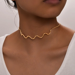 Minimalist gold wave choker necklace for women with polished stainless steel wavy lines