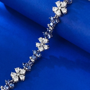 Bracelet floral en argent 925 avec pierres précieuses blanches et bleu profond