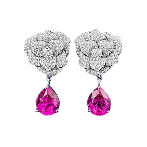 Boucles d'oreilles camélia en argent S925 avec cristaux et pierre rose en forme de poire