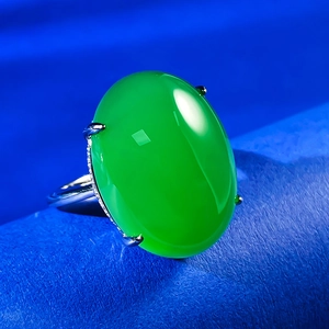 925 silver plated ring featuring a large 15x20mm oval green agate stone and side crystals