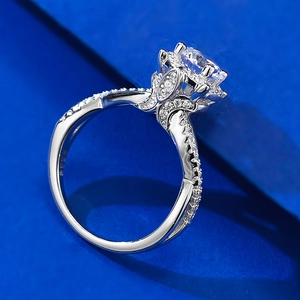 Elegant S925 sterling silver engagement ring with 1 carat round cut sparkling moissanite