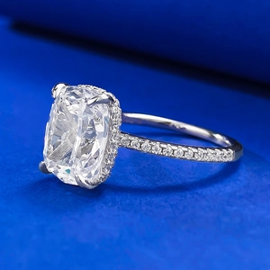Classic S925 silver halo ring with cushion cut square zircon and pavé setting