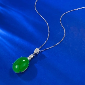 Elegant S925 silver necklace with oval emerald green chalcedony and white zircon accents