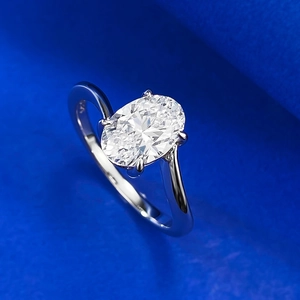 Elegant S925 silver ring featuring a 6x9mm oval cut sparkling simulated diamond stone