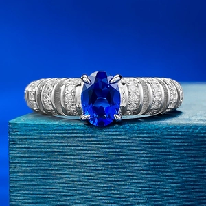 925 Sterling Silver Royal Blue Oval Rhinestone Ring For Women Elegant Luxurious Inlaid Geometric Wedding Banquet Jewelry Finger Ring