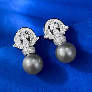 Elegant 925 silver studs with 11mm synthetic grey pearls in vintage royal style