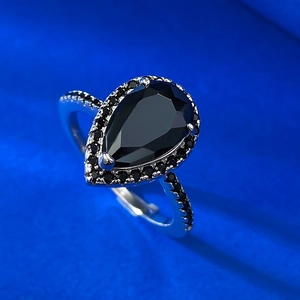925 silver ring featuring a pear-shaped black zircon stone with adjustable band design