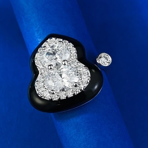 Elegant Wulu-shaped S925 silver ring with black enamel and sparkling simulated diamonds