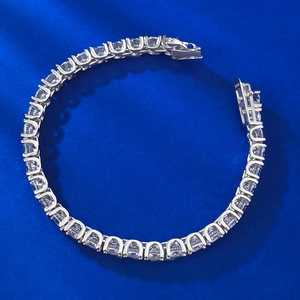 Élégant bracelet tennis en argent sterling S925 avec pavé de diamants de carbone étincelants