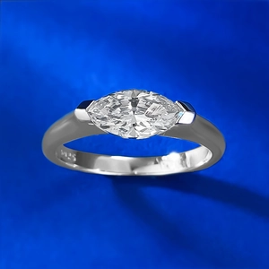 Marquise-cut cubic zirconia S925 silver ring with minimalist marquise stone design